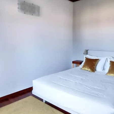 Big Fish 1 - Charming דירה *