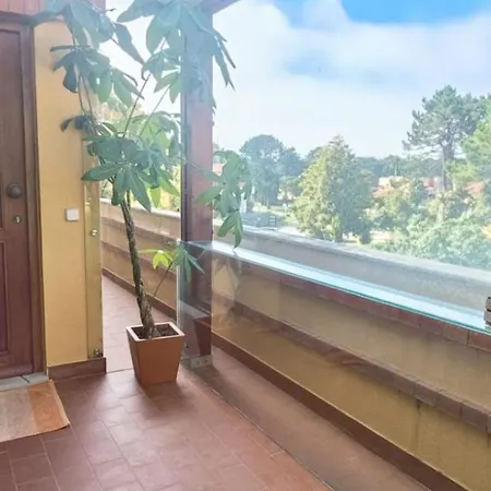 Big Fish 1 - Charming פראיה דה מירה